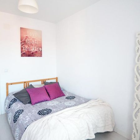 Modern Apartment In Valensiya Dış mekan fotoğraf